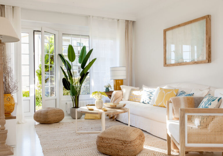 casa acogedora y ordenada con detalles