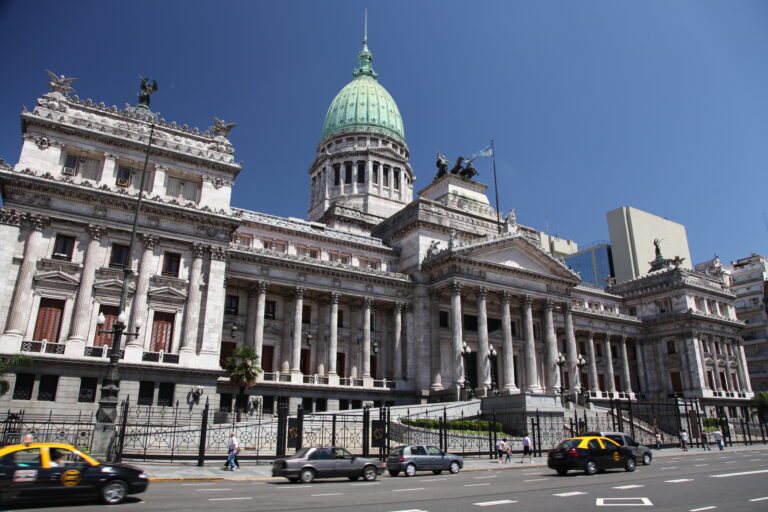 edificio del congreso nacional en argentina