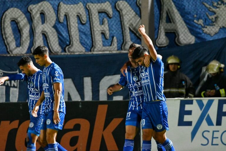 que es el club deportivo godoy cruz antonio tomba