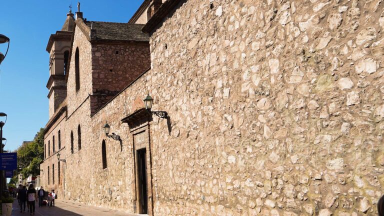 que ver en la manzana y estancias jesuiticas de cordoba