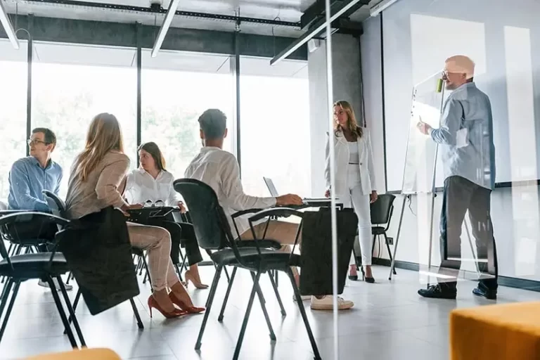 suenos laborales y relaciones profesionales